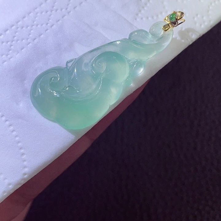 颈饰18K金镶嵌翡翠翡翠
