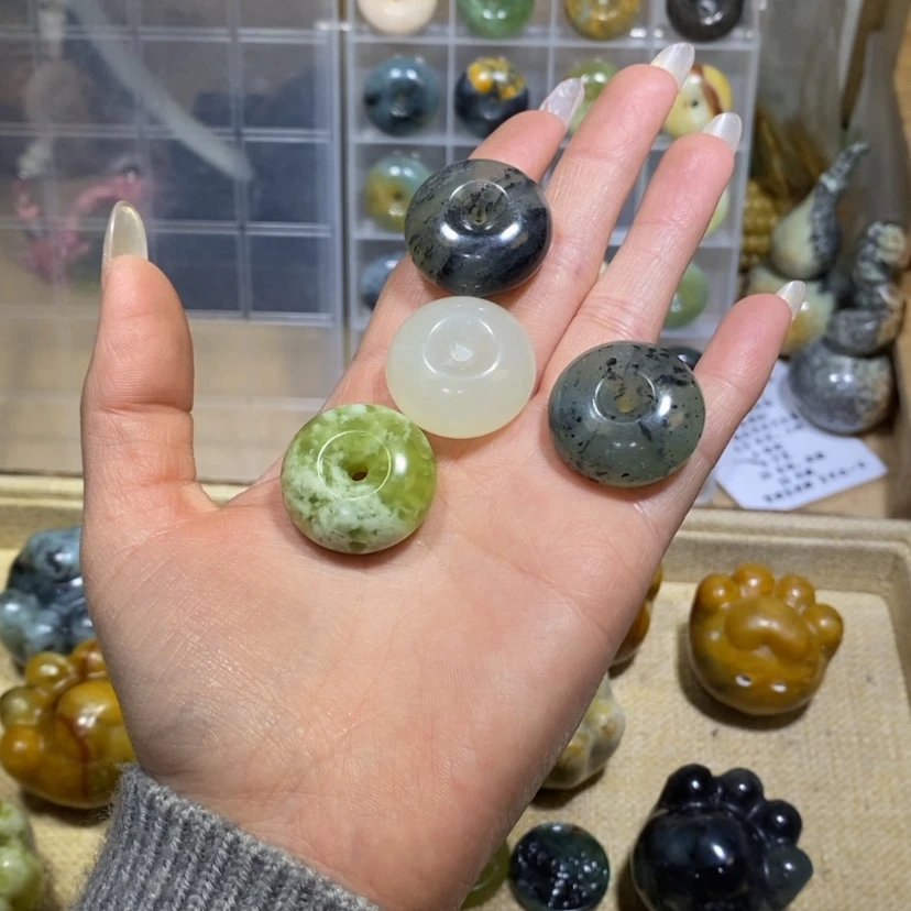 【闪购商品】蛇纹石玉颈饰未镶嵌15