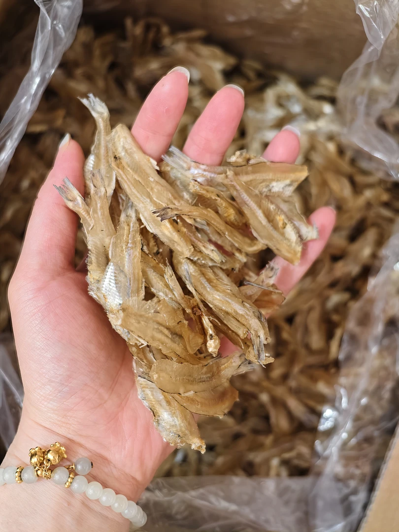 淡晒微甜小鱼干干货去头去内脏海鲜干货特产天然水晶鱼海燕鱼干