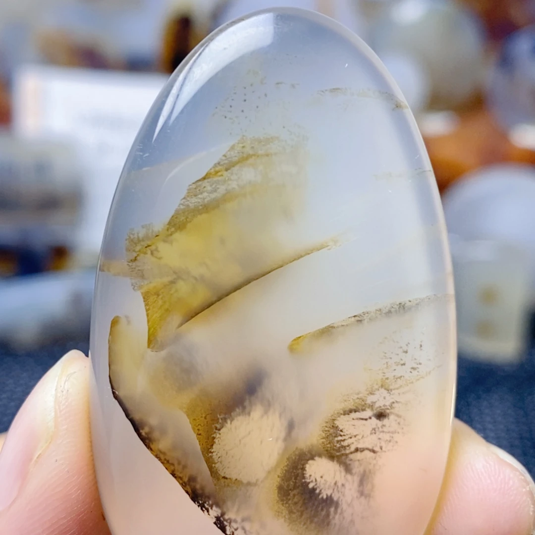 玛瑙/玉髓未镶嵌珠宝奇石