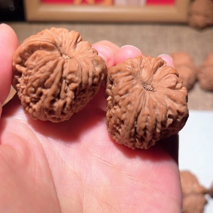 桃核吊坠凹底南疆文玩核桃