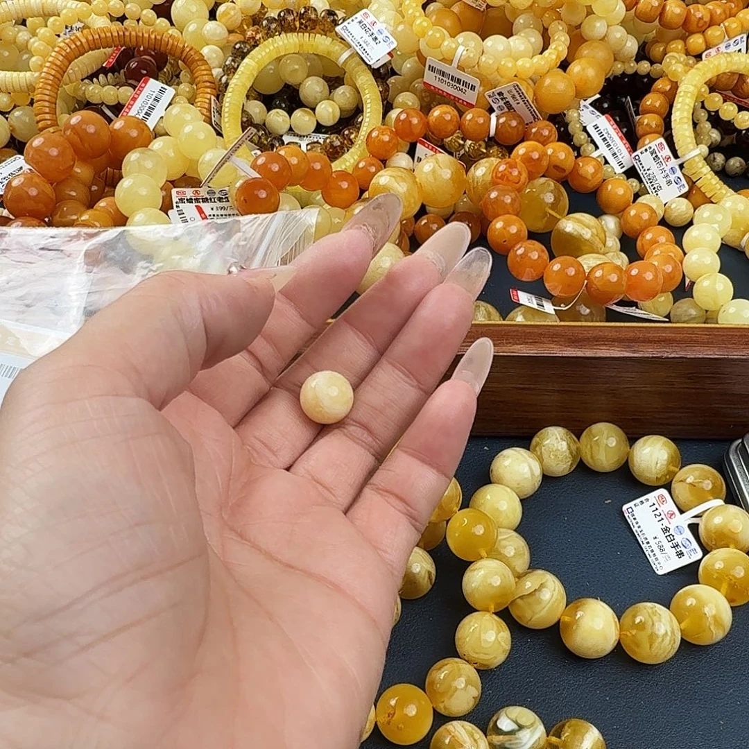 琥珀未镶嵌珠宝奇石