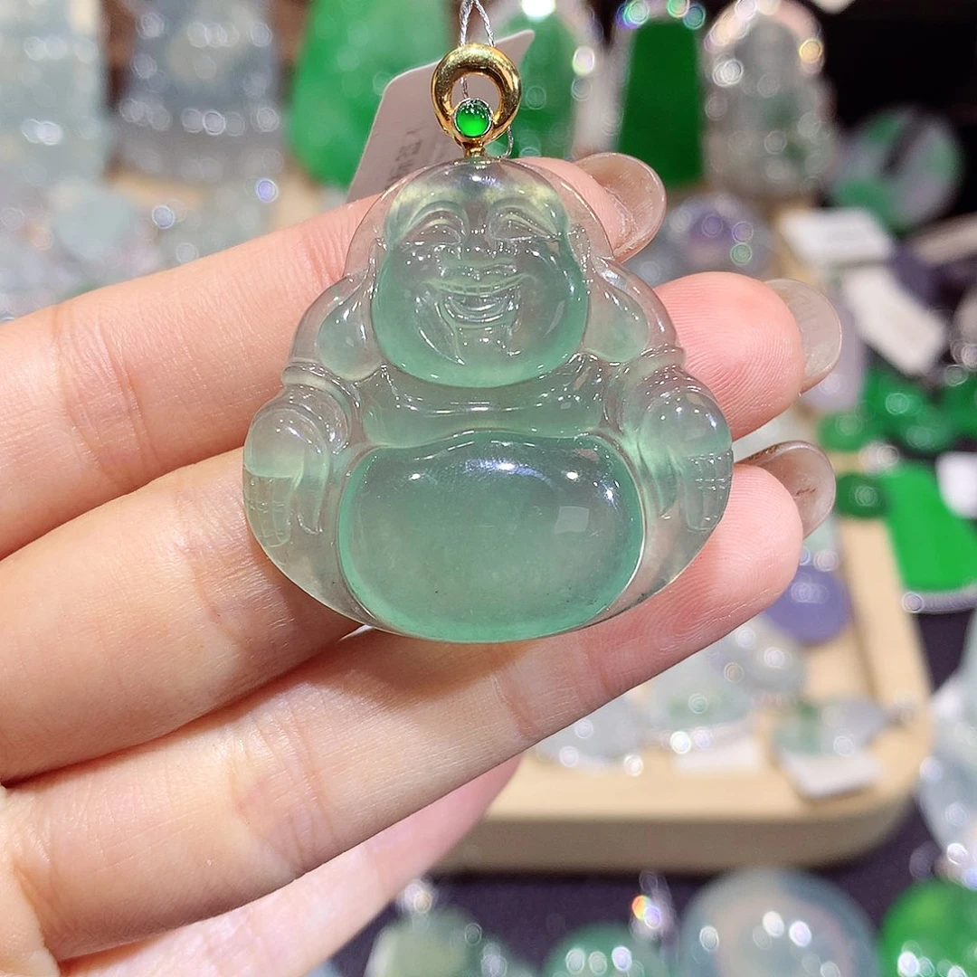 翡翠18K金镶嵌颈饰佛