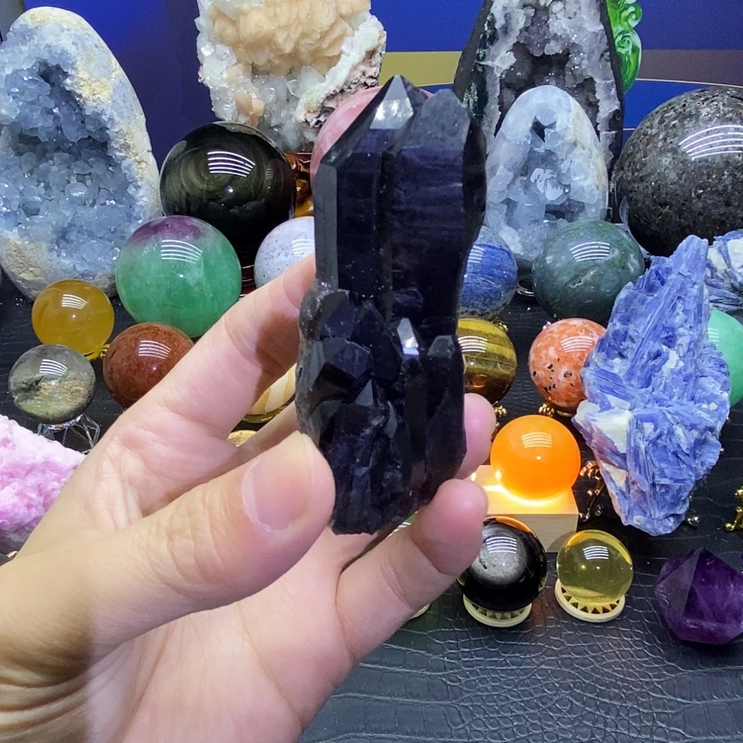 水晶未镶嵌大型摆件（非配饰）