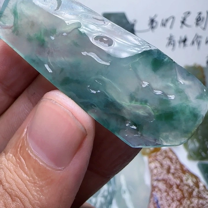 定制翡翠未镶嵌不包工