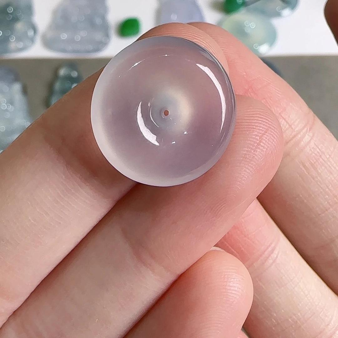 翡翠未镶嵌颈饰