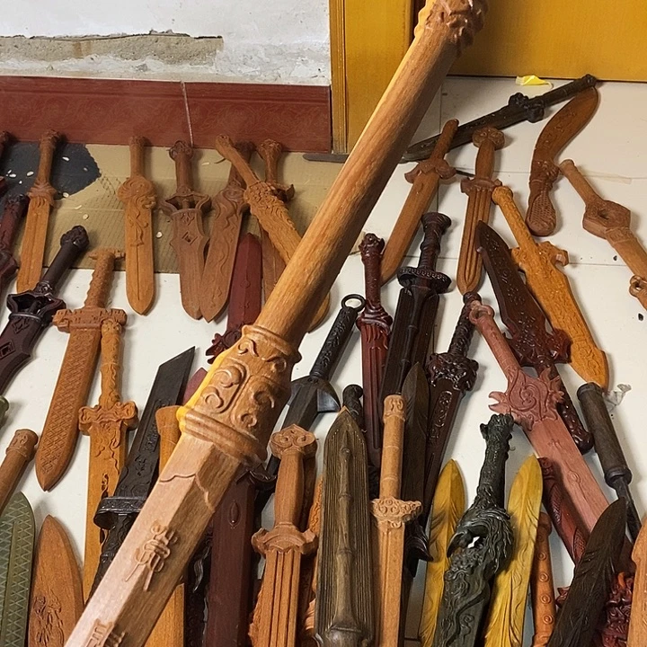 T***y成套家具紫檀木类金星白皮