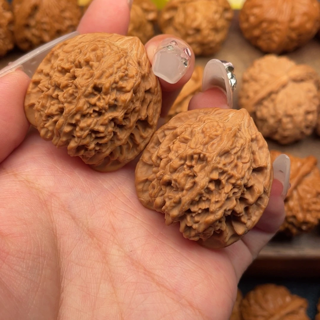 文玩核桃吊坠全品精配凹底满天星37