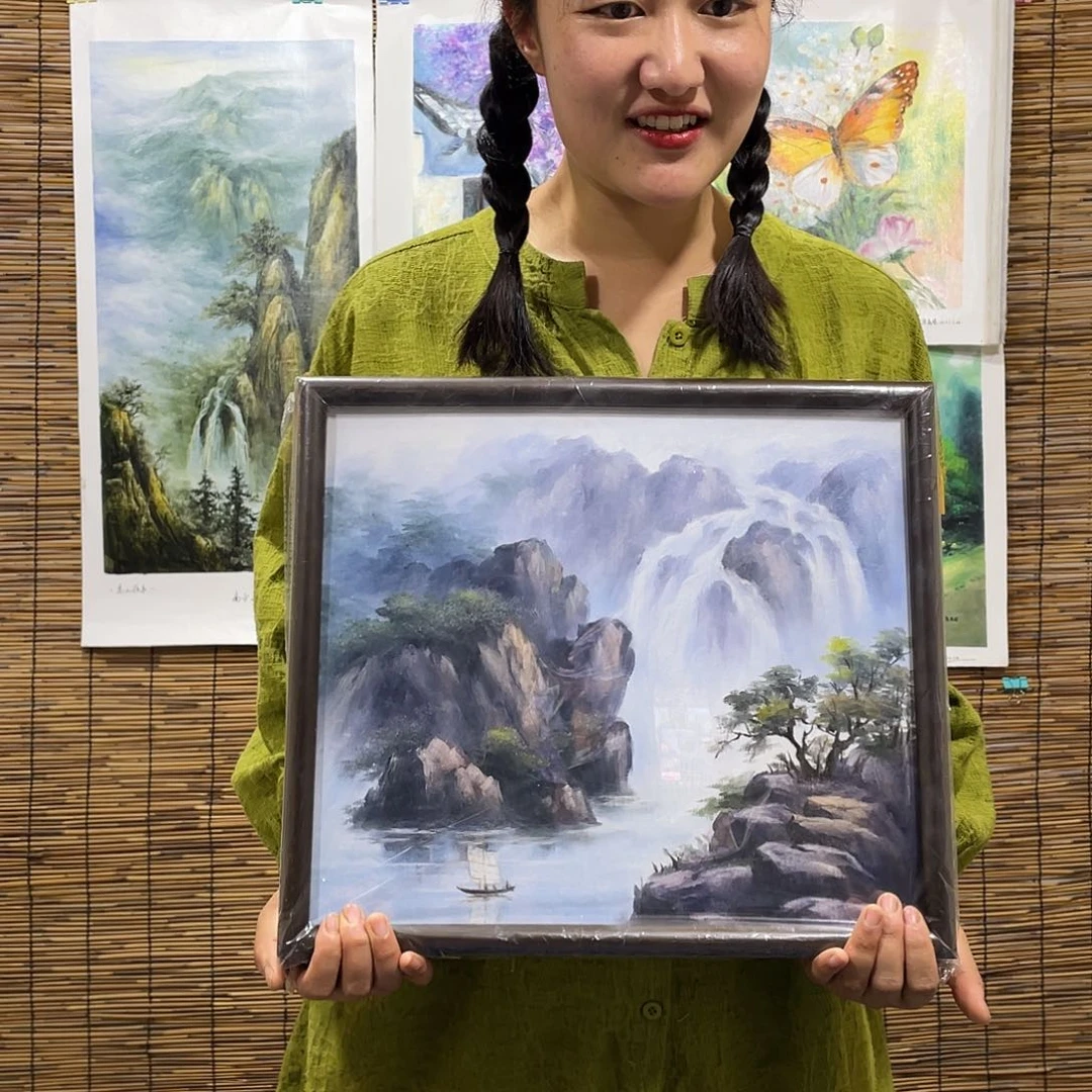油画薇爽恭喜竞拍成功！