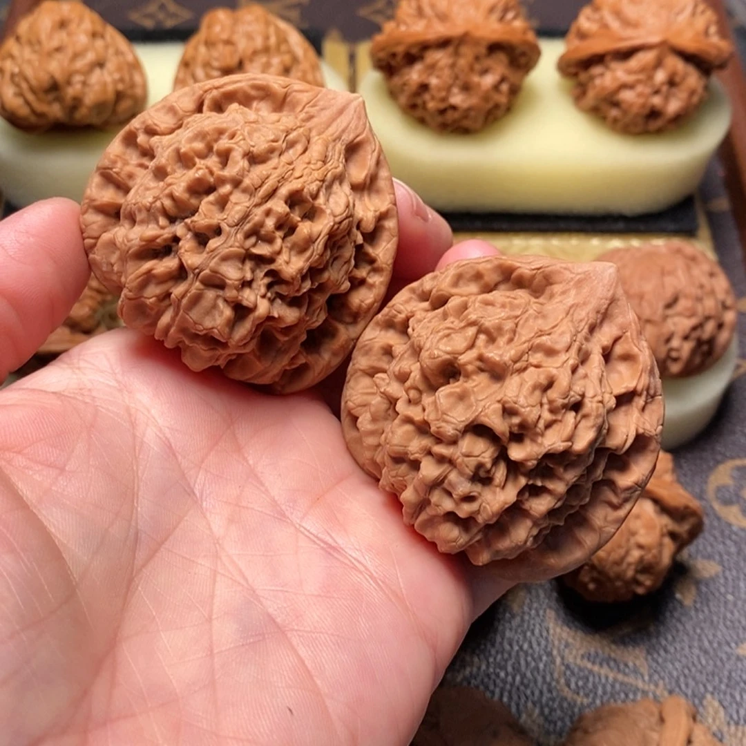 桃核把件全品官帽50