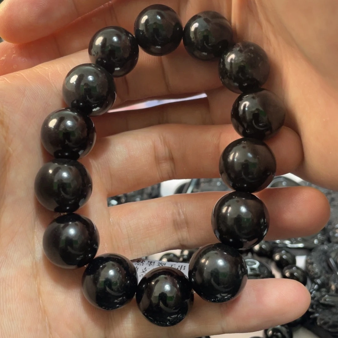 翡翠吊坠(不含链)未镶嵌卡15左右