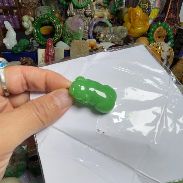 吊坠滴血莲花菩提