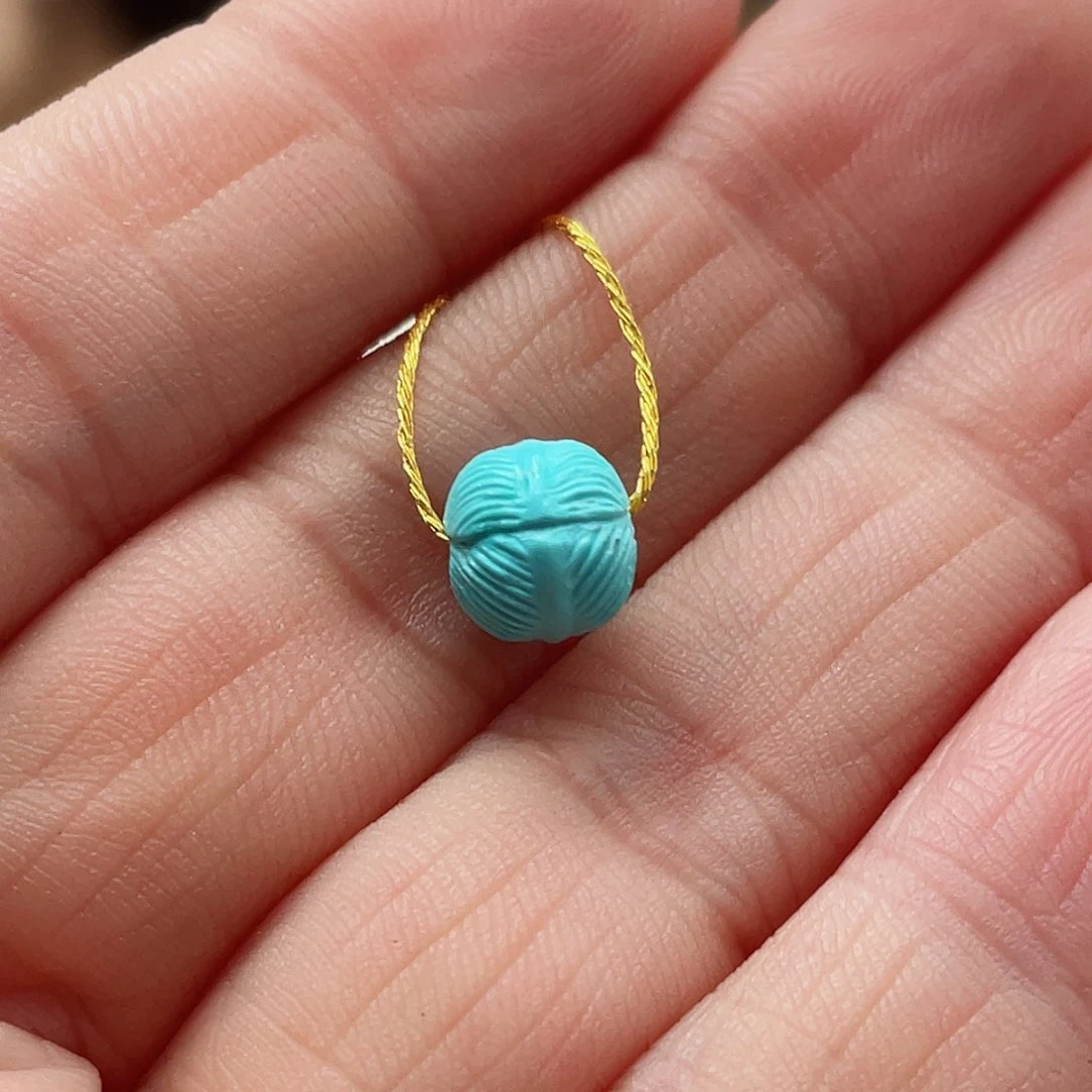 绿松石颈饰未镶嵌