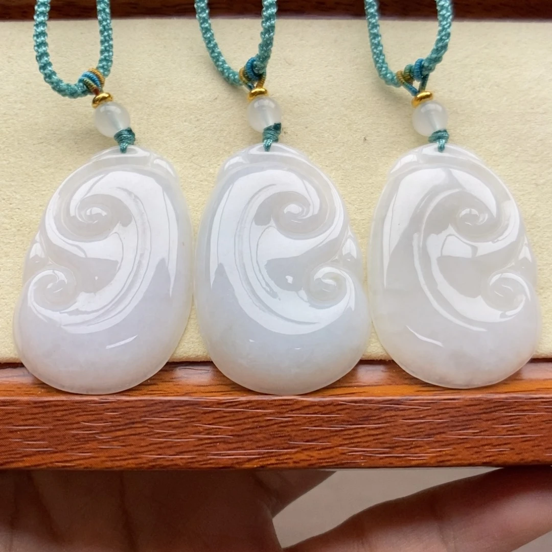 翡翠未镶嵌颈饰吊坠多样性发货发其一