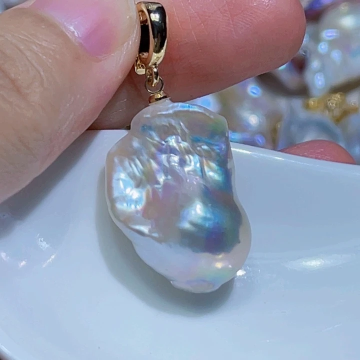 颈饰未镶嵌淡水珍珠