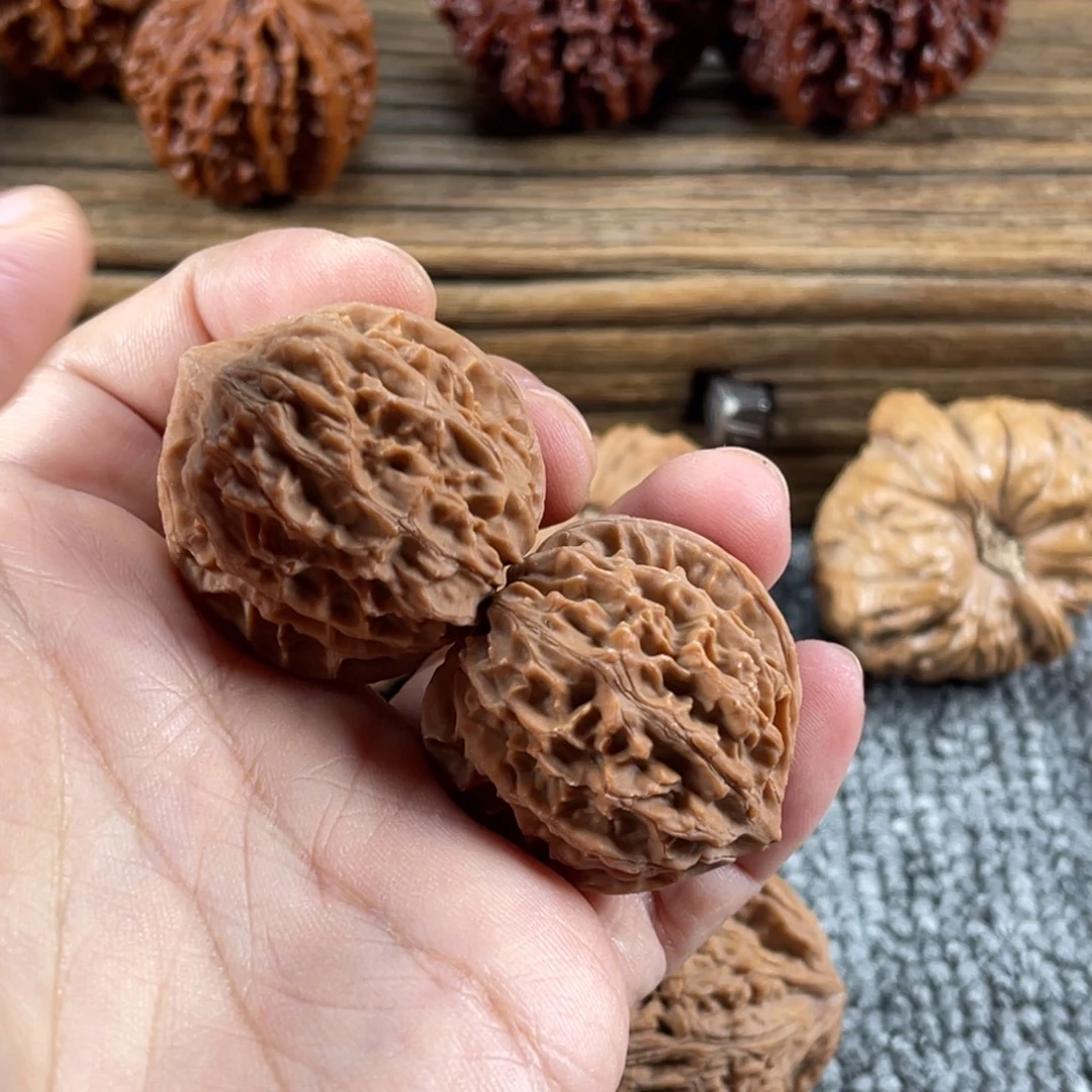 z***z文玩核桃吊坠144号