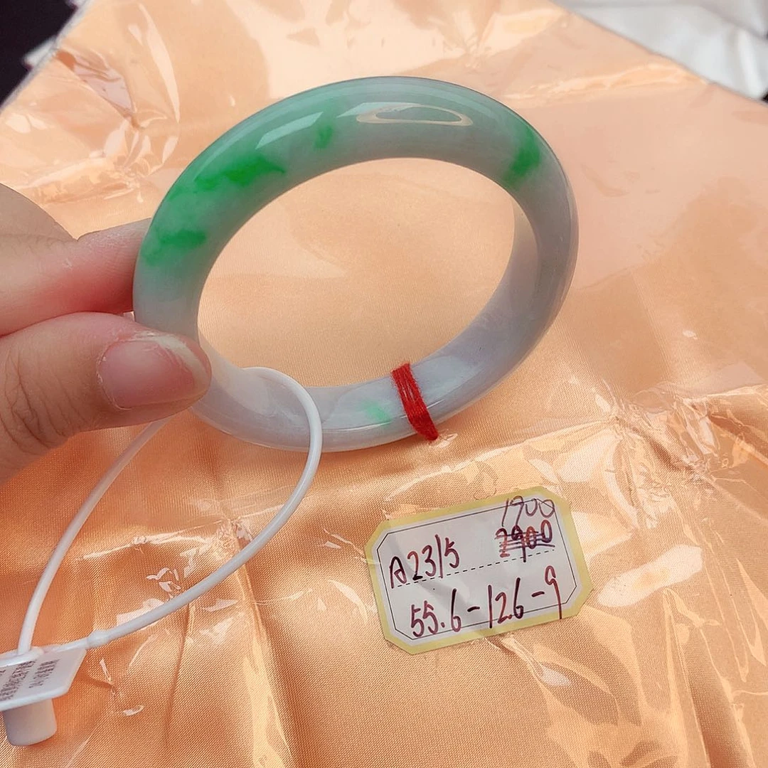 翡翠手镯未镶嵌天然缅甸翡翠A货