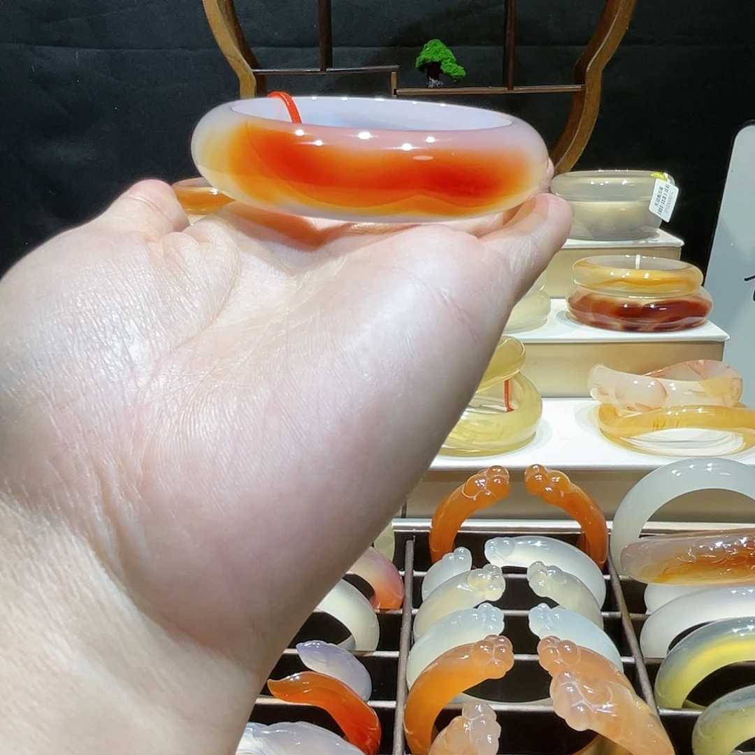 玛瑙/玉髓未镶嵌手镯