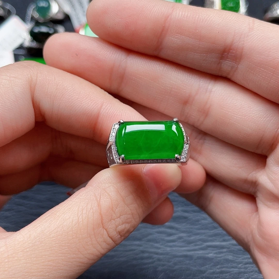 翡翠银S925镶嵌戒指没有运费险3884