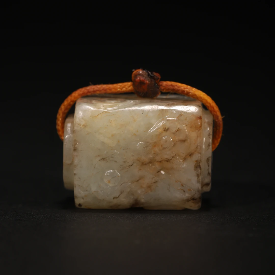 Lot27 明代 和田玉琮形珠