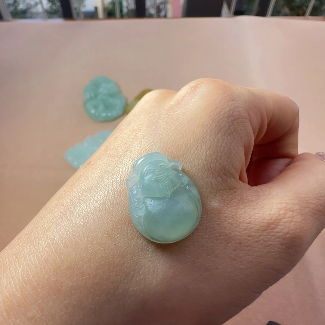 定制翡翠未镶嵌财