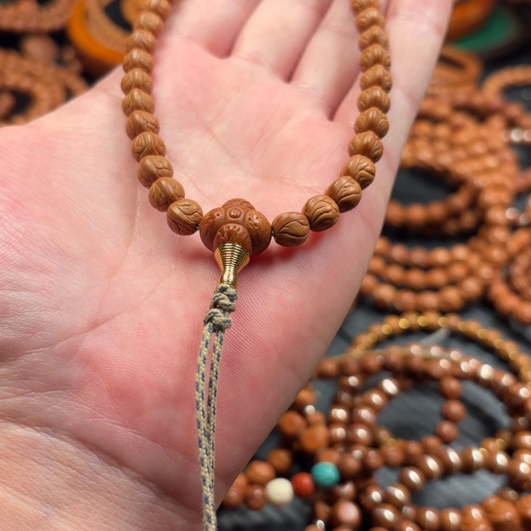 青***阳吊坠桃核一物一图