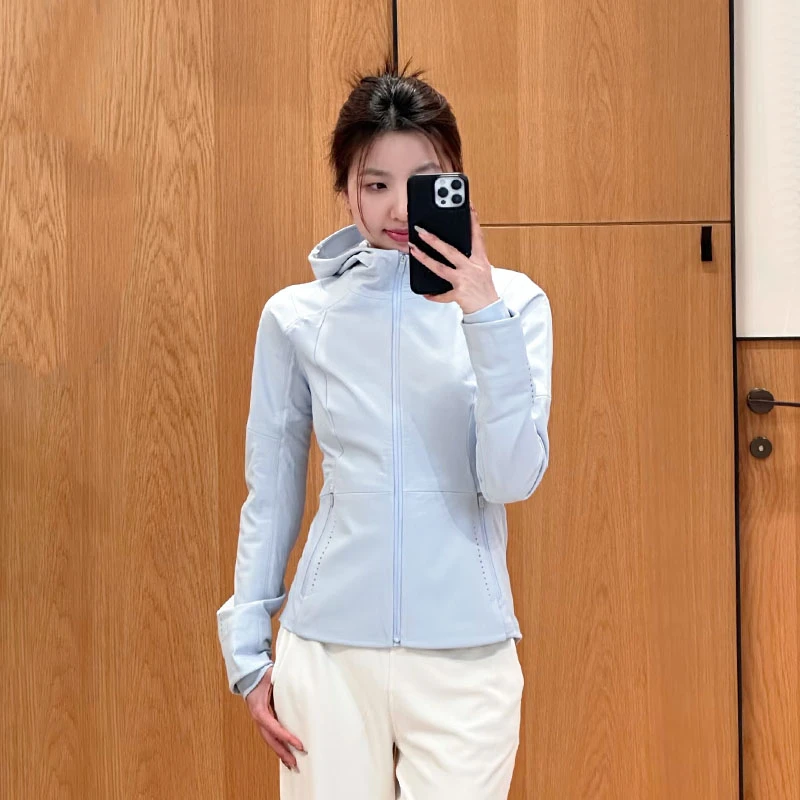 Lu家 连帽运动风户外冲锋衣女运动外套女士透气防风5073