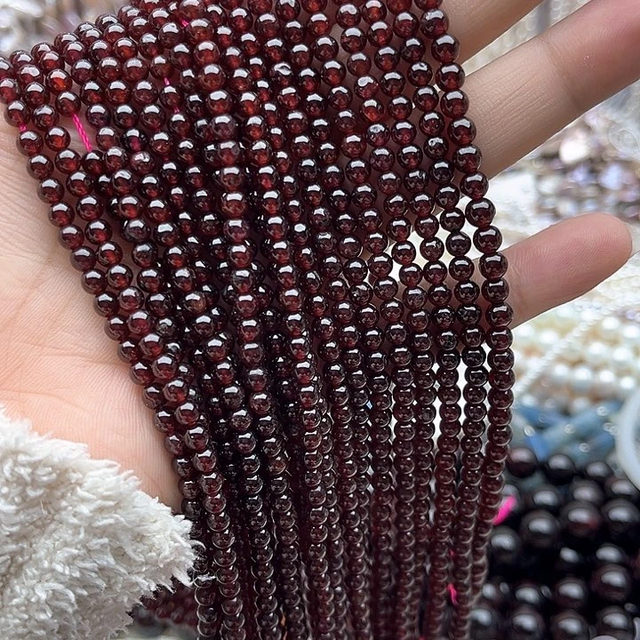 未镶嵌玛瑙/玉髓珠宝半成品一条4mm左右酒红石榴石