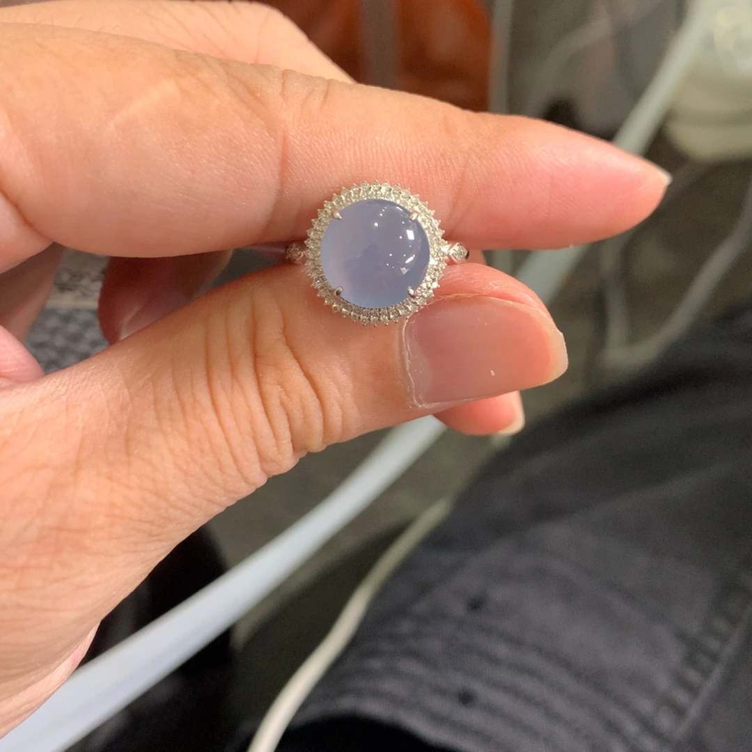 18K金镶嵌戒指翡翠翡翠