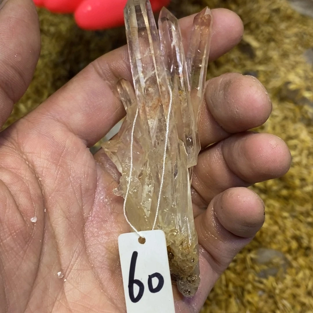 水晶水晶原石摆件未镶嵌