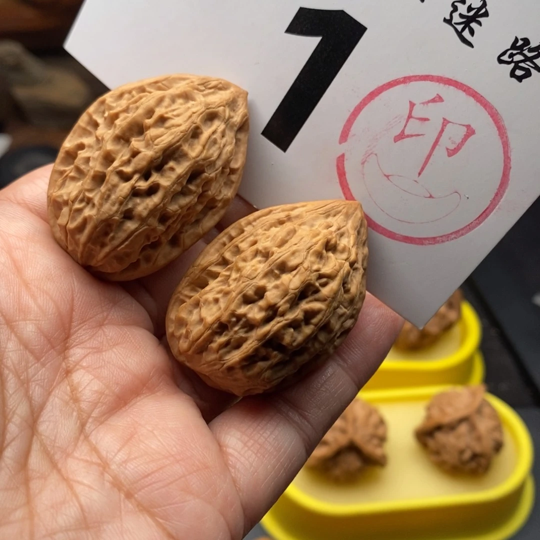 文玩核桃吊坠39全品凤羽鸡心