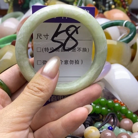 未镶嵌蛇纹石玉手镯