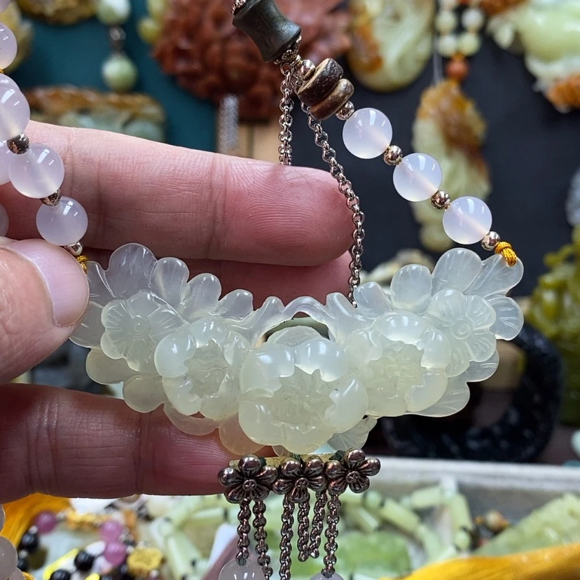 【闪购商品】蛇纹石玉吊坠未镶嵌