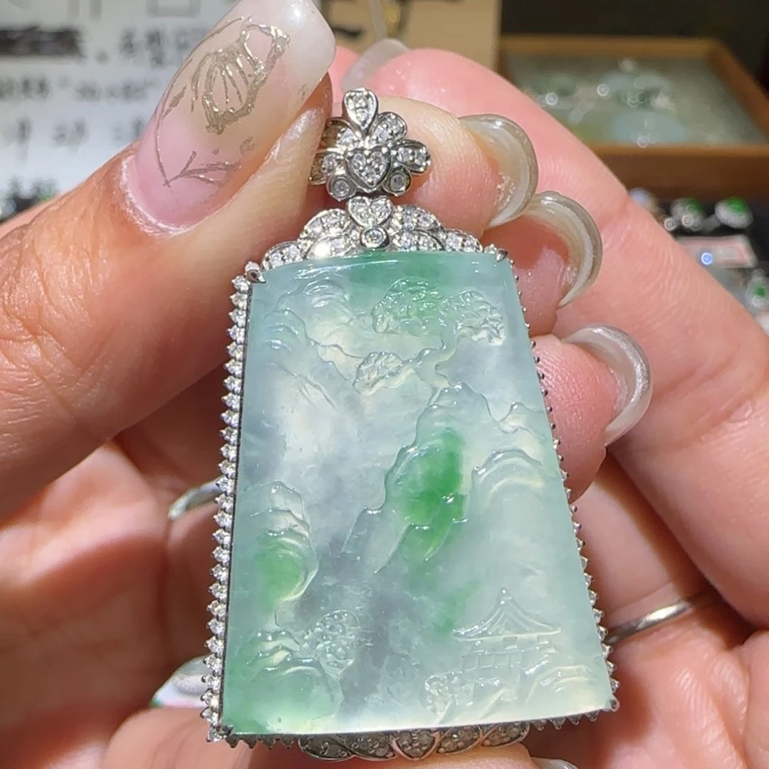 【闪购商品】翡翠颈饰18K金镶嵌天然