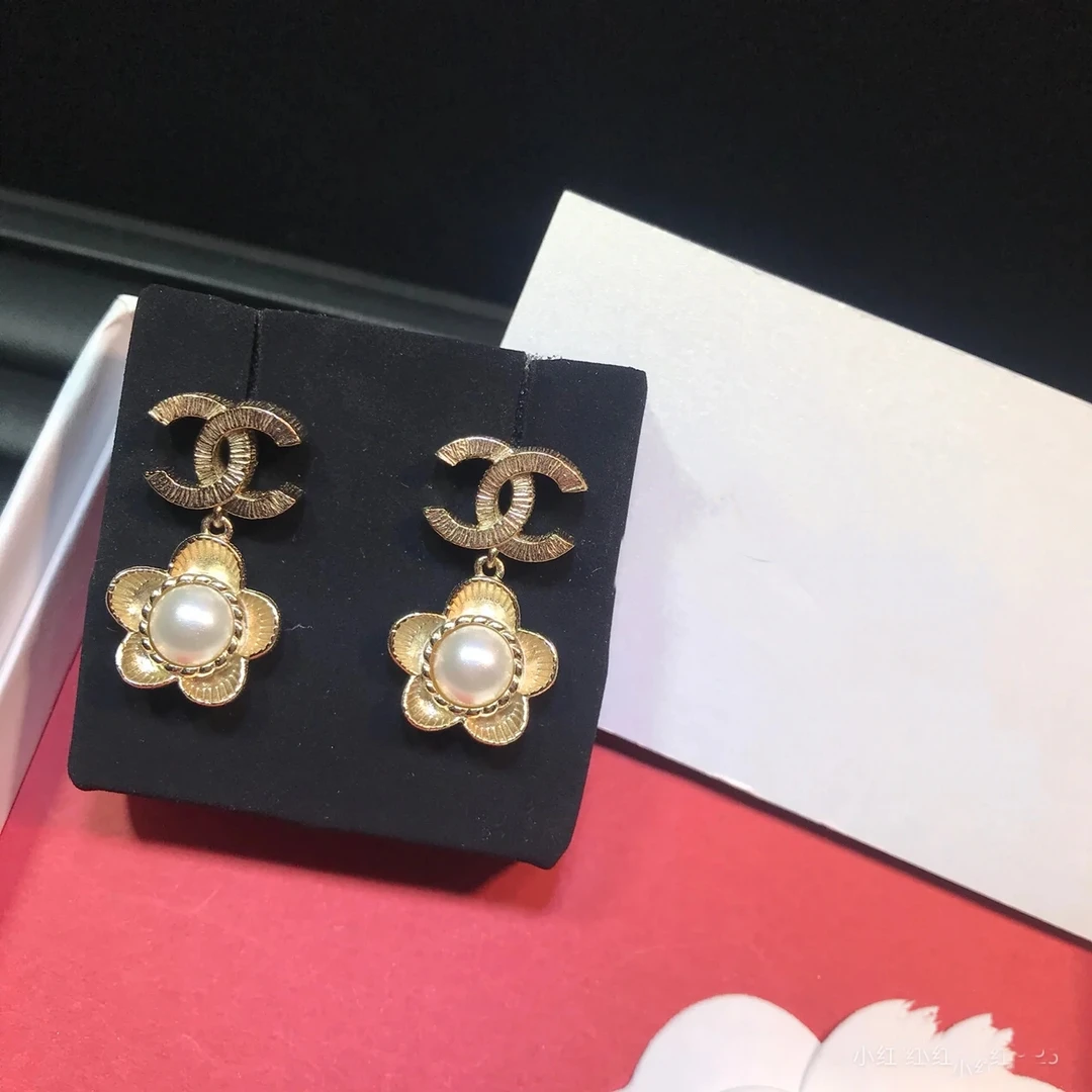 全新未使用 Chanel/香奈儿 耳环经典金色时尚
