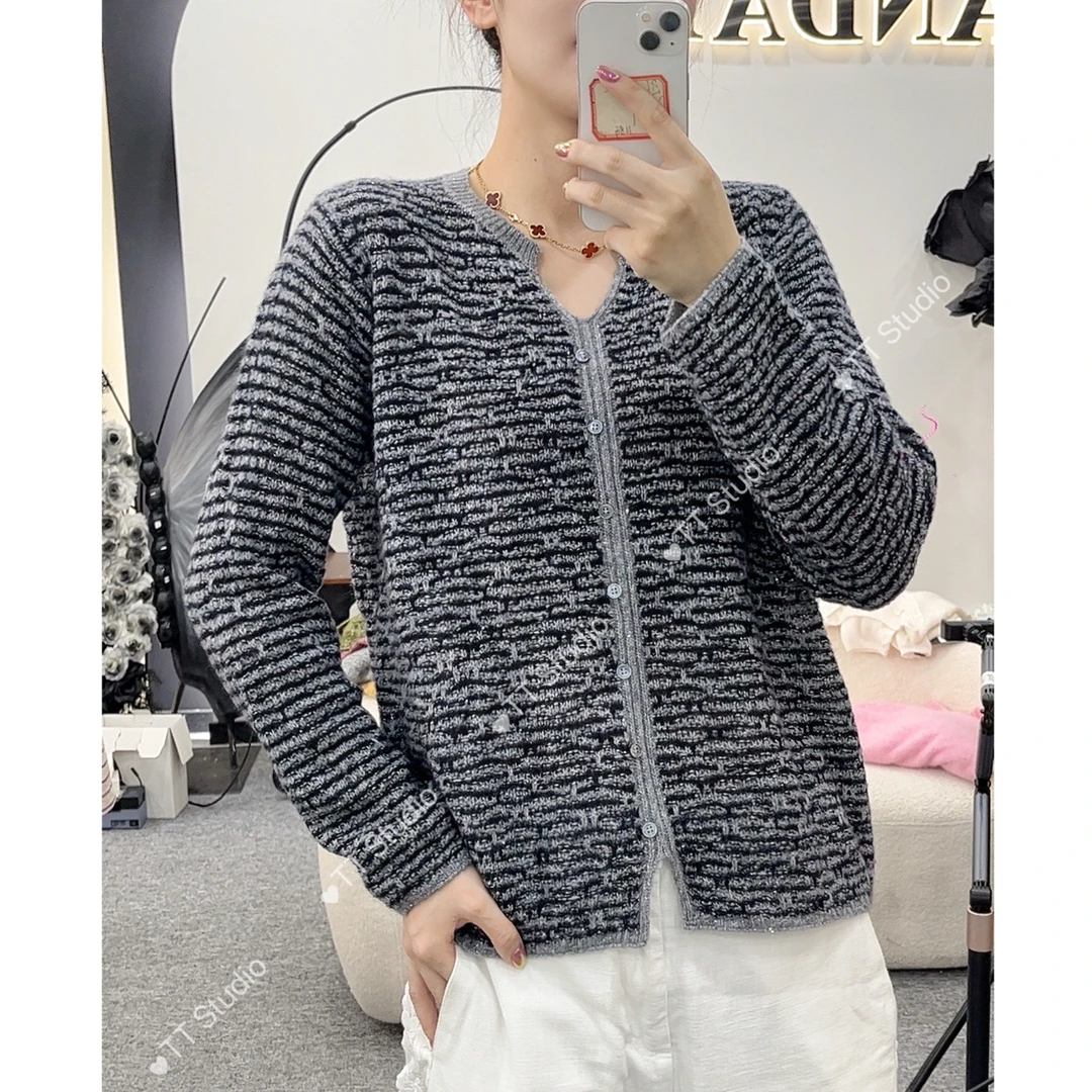 TT家/西西里/驼羊绒设计感条纹V领毛衣秋冬季女装外穿针织衫