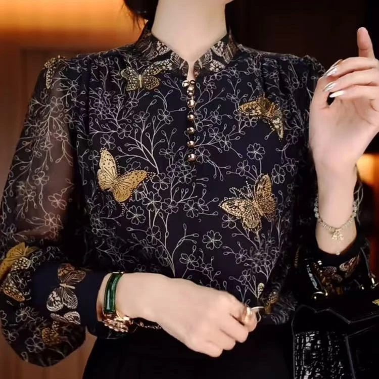 洋气蝴蝶印花立领小衫女2025秋季新款显瘦宽松女士长袖套头打底衫