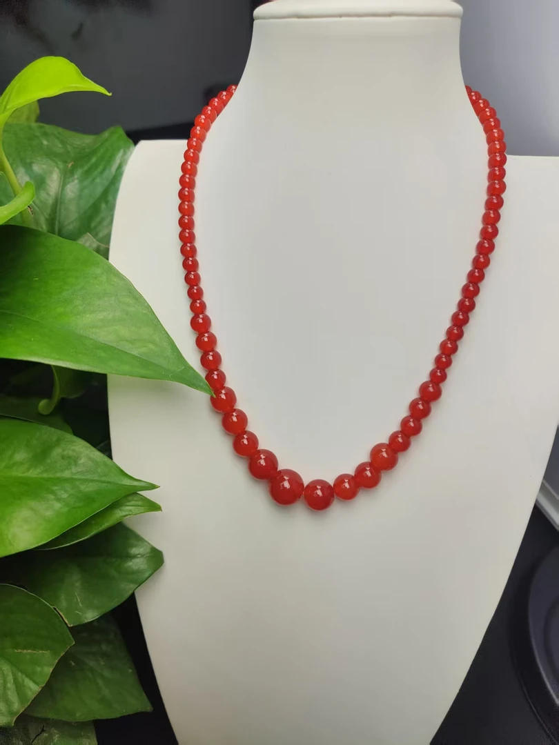 高端大气，时尚百搭，红色塔链