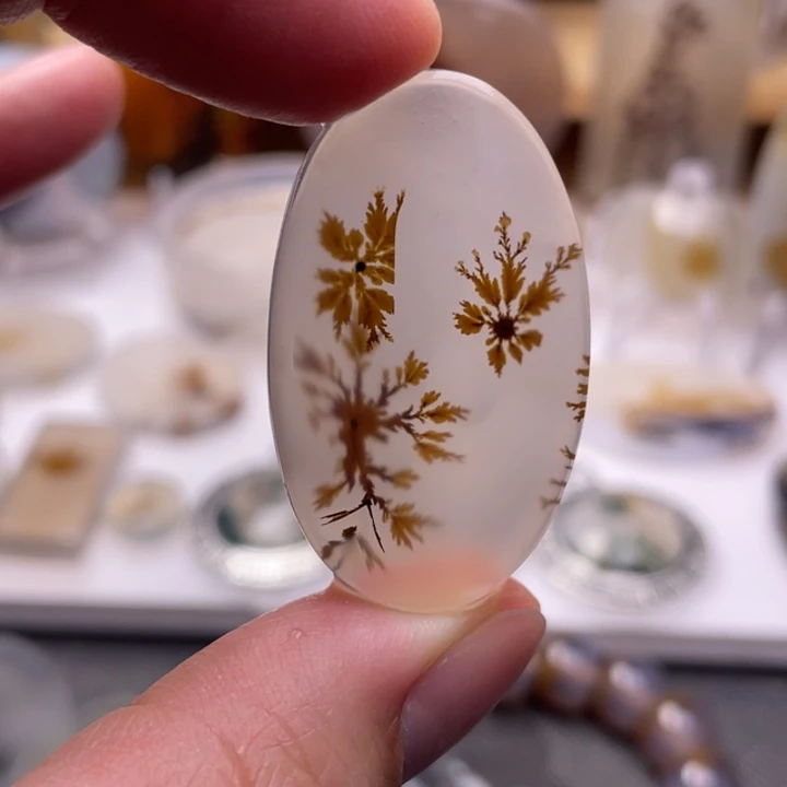 玛瑙/玉髓未镶嵌吊坠(不含链)