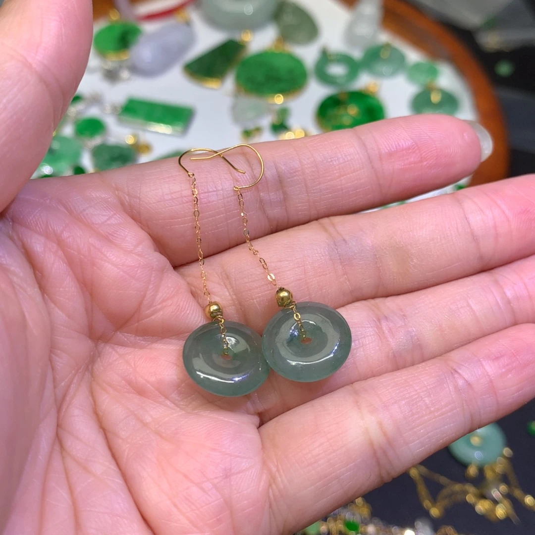 翡翠18K金镶嵌耳饰有纹裂