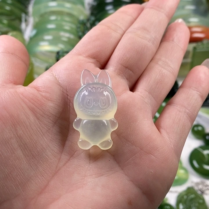 未镶嵌蛇纹石玉颈饰