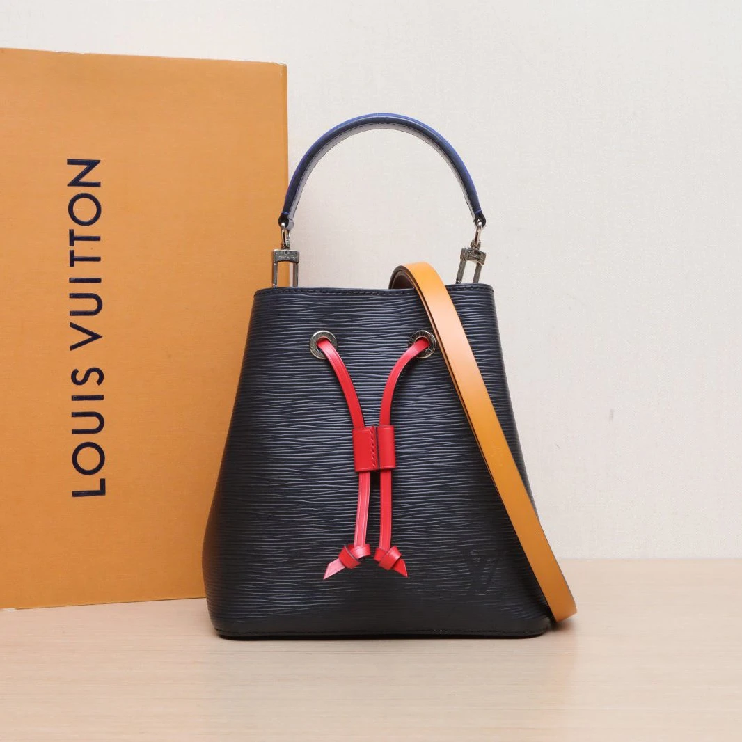 95新 LouisVuitton/路易威登 【娇】NÉO水桶单肩包2019 P225479473