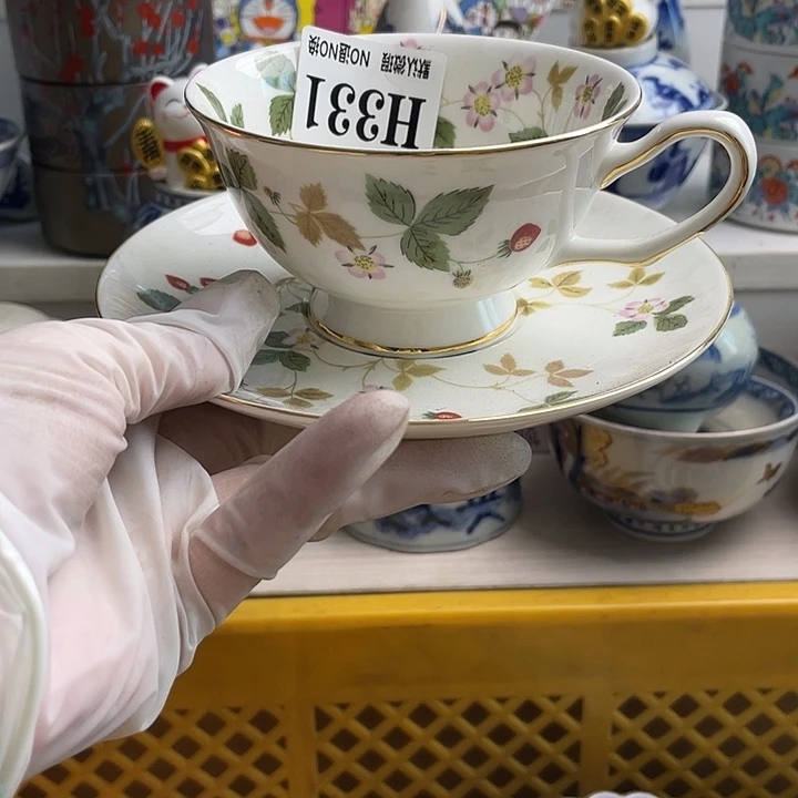 瓷片梅**衫哈哈哈我也是很喜欢的呢