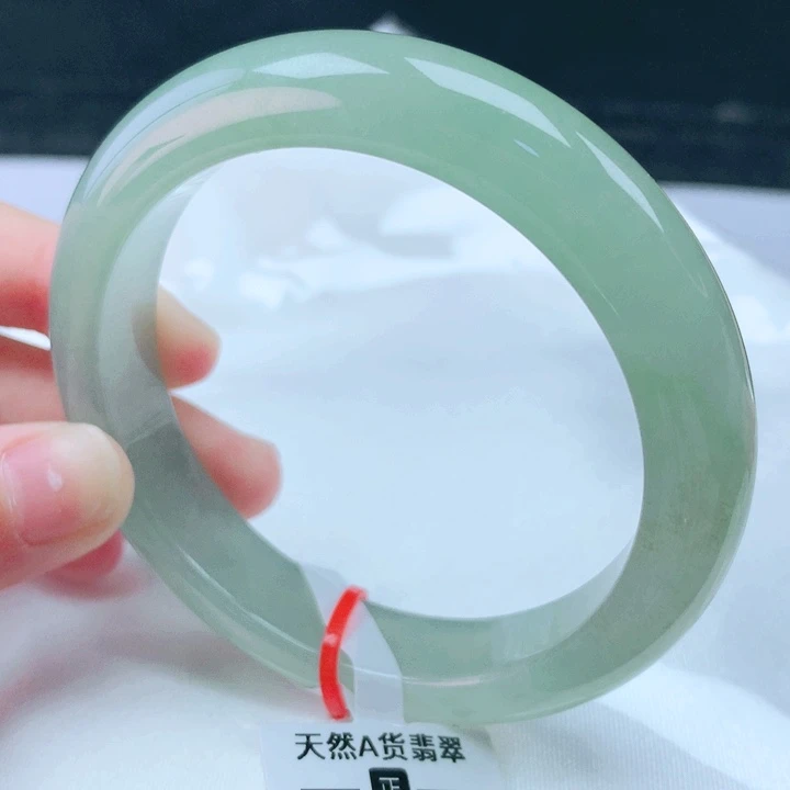 翡翠未镶嵌手镯54圈