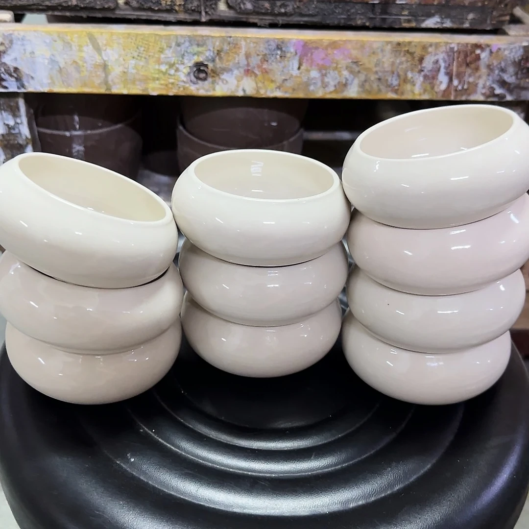 10个-福利局库存尾单·有孔花盆当天满9元发