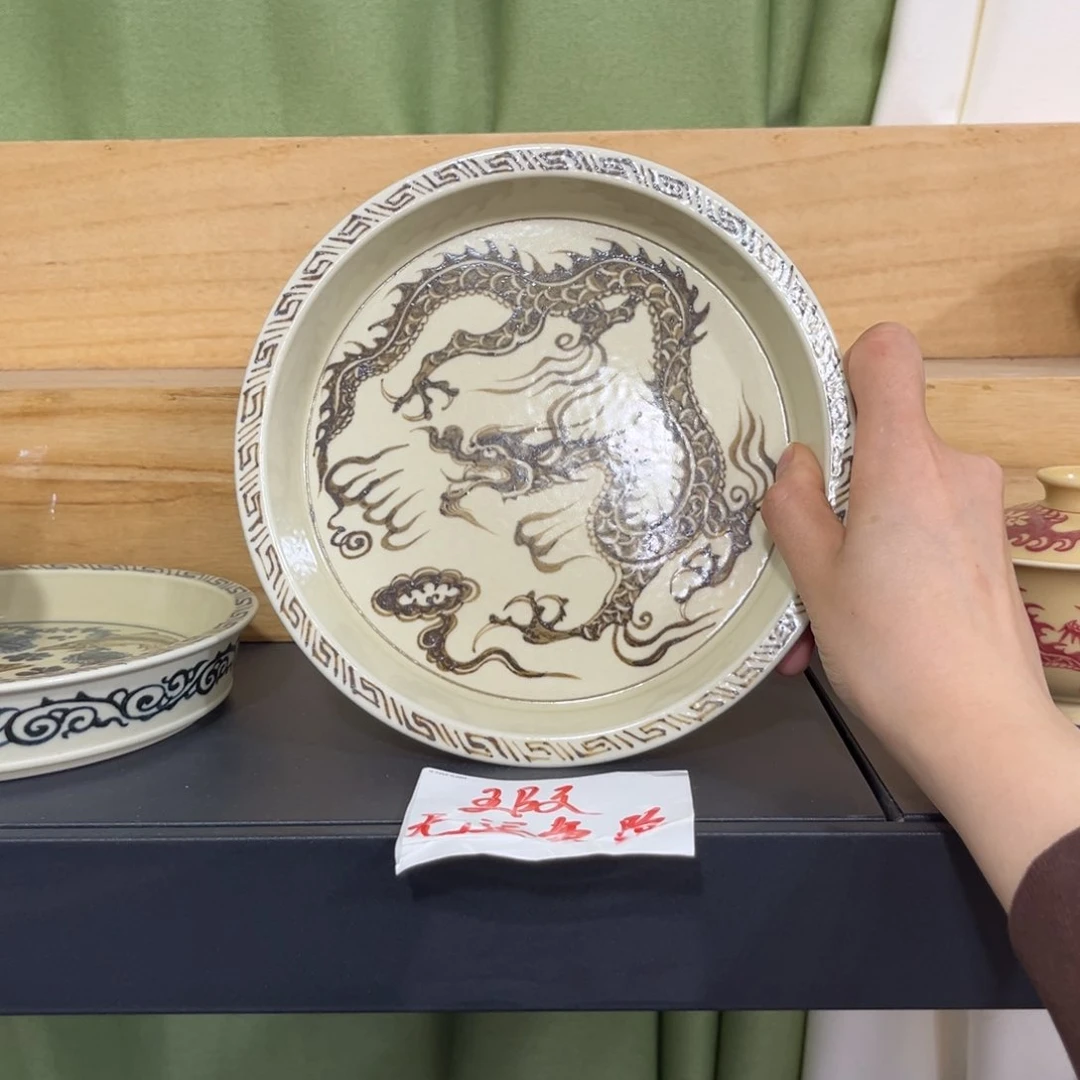 流*～手绘铠甲龙壶承釉里金