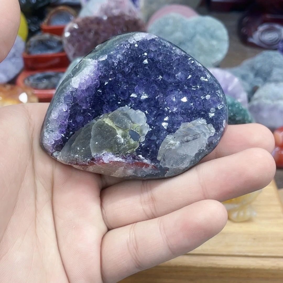 紫晶未镶嵌大型摆件（非配饰）