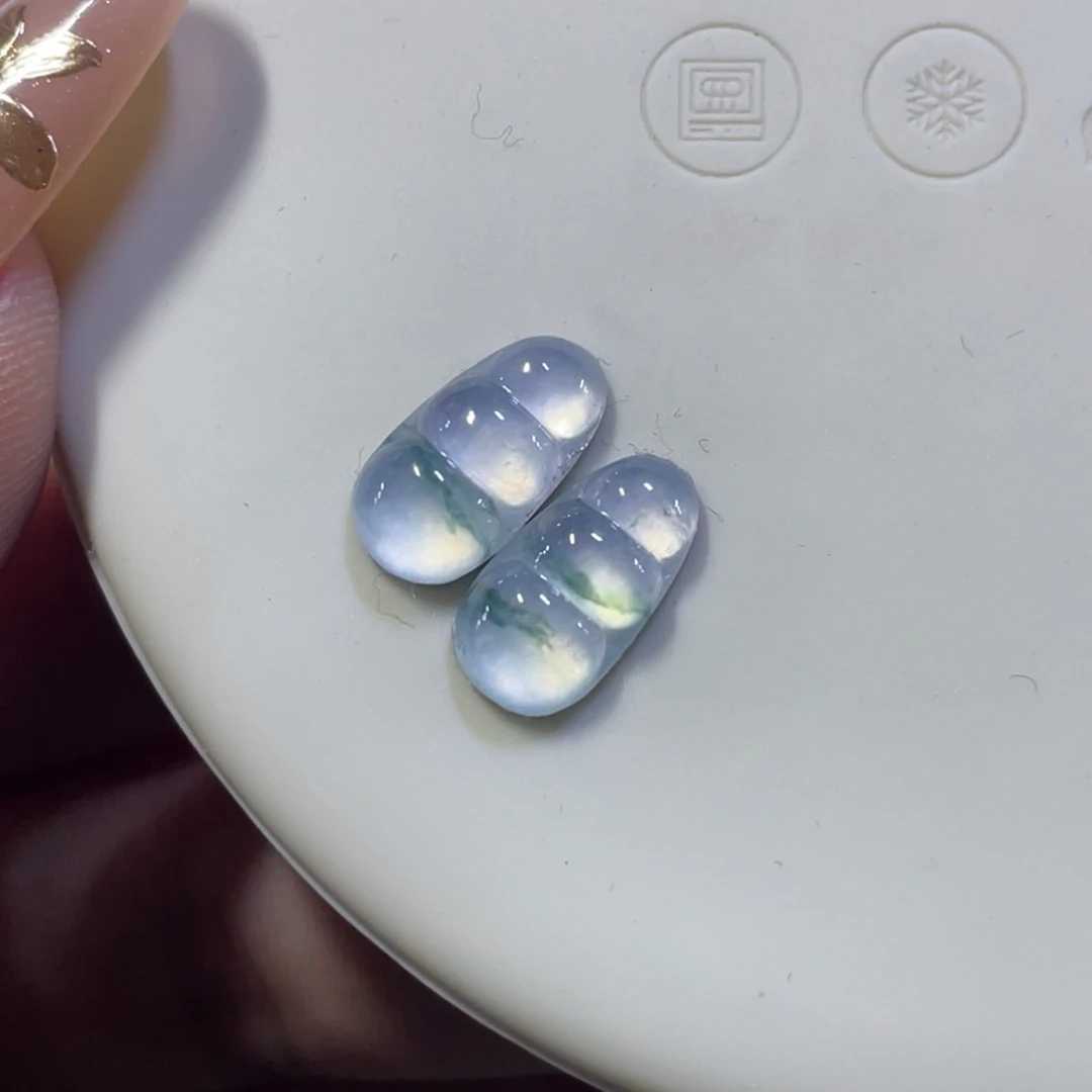 颈饰未镶嵌翡翠豆子