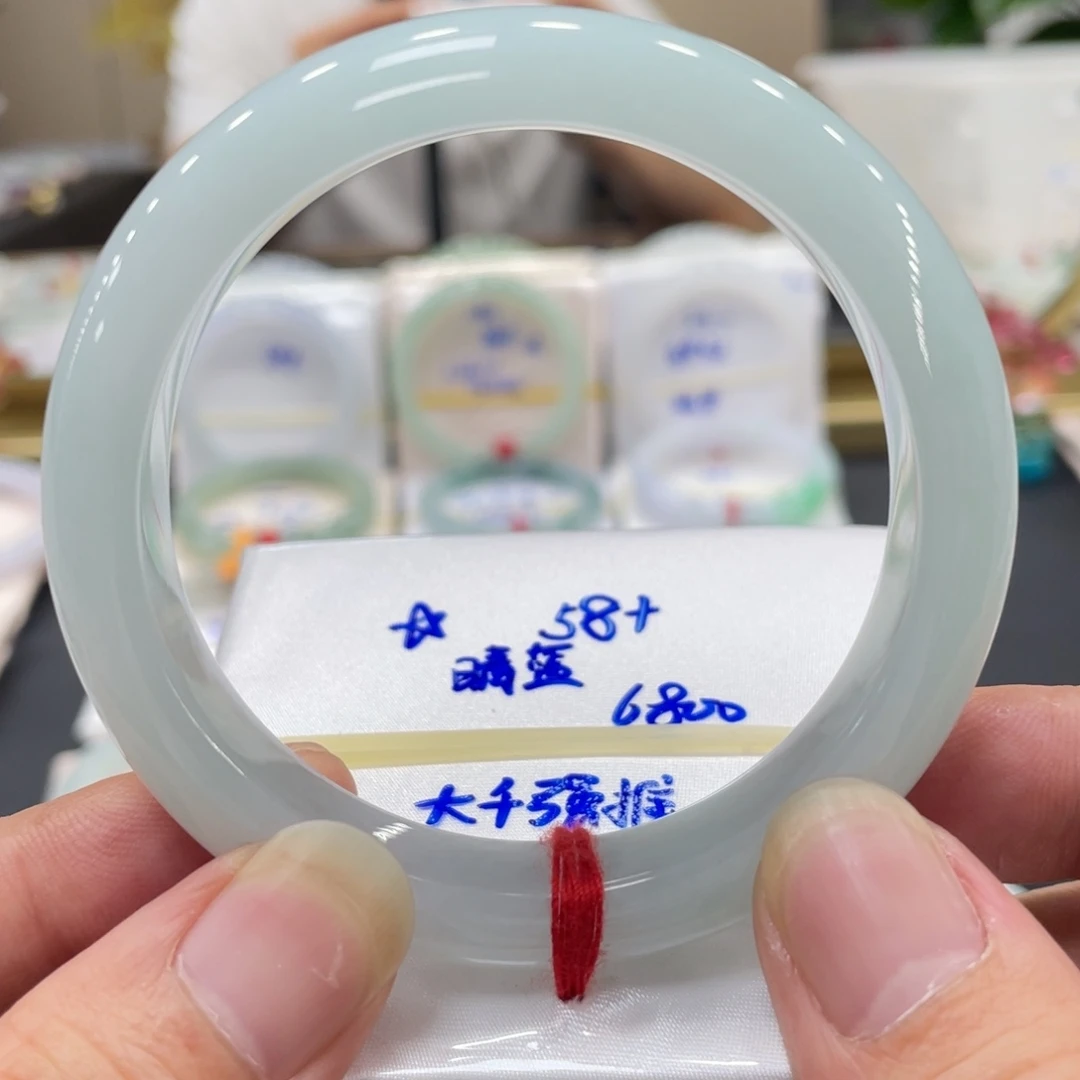 翡翠未镶嵌手镯翡翠手镯