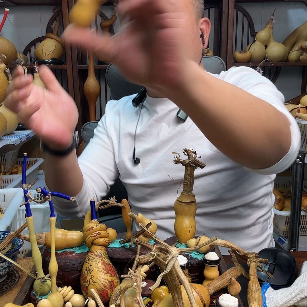 灰***狼大叶紫檀（黑酸枝木类）